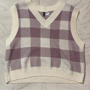 H&M × DIVIDED Purple and white plaid vest